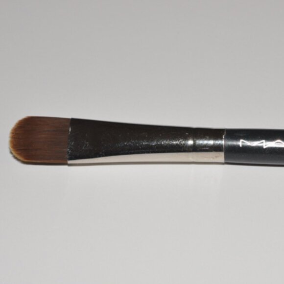 MAC 249 Large Shader Brush - Picture 2 of 2